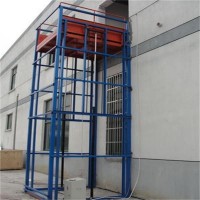 河北泊頭起重機械設備貨梯