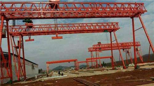 云南永仁縣提梁機租賃