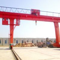 山東龍門吊 工廠港口路橋起重機設備